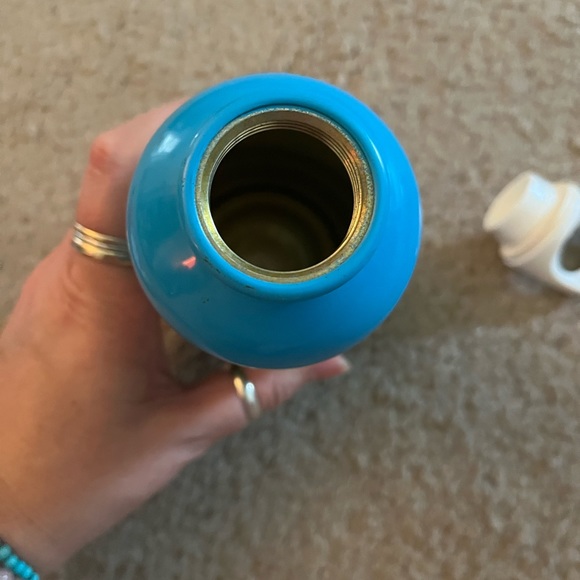 Hello Kitty metal water bottles - Picture 9 of 10